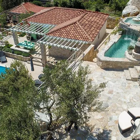 The Hidden Treasure Village - Entire