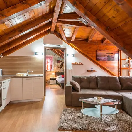 The Hidden Treasure Village - Entire *