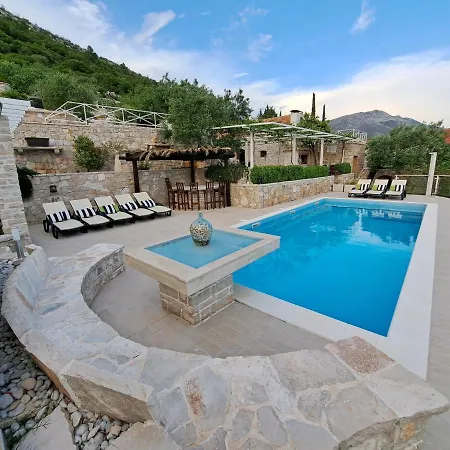 Villa The Hidden Treasure Village - Entire Orebic