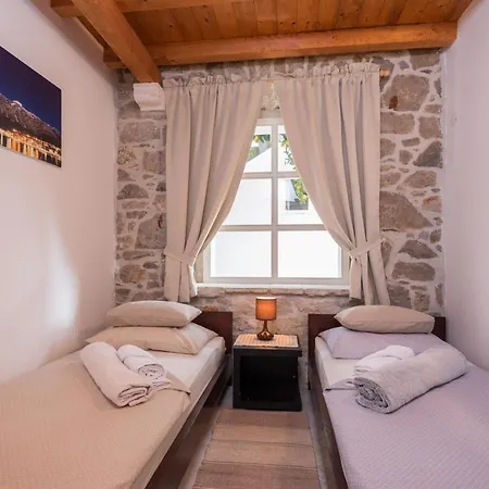 The Hidden Treasure Village - Entire Villa Orebic