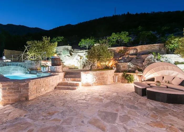 The Hidden Treasure Village - Entire Villa *